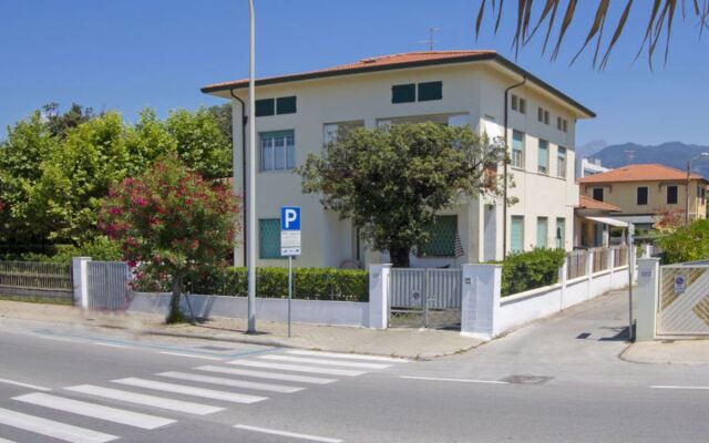 Apartment Sandra Marina Pietrasanta