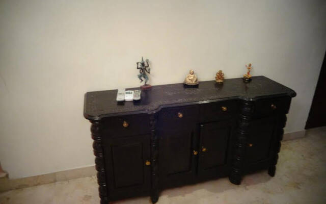 "room in Guest Room - Maplewood Guest House, Neeti Bagh, New Delhiit is a Boutiqu Guest House - Room 2"