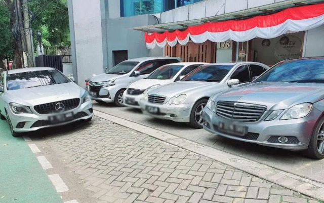 Senayan Suites