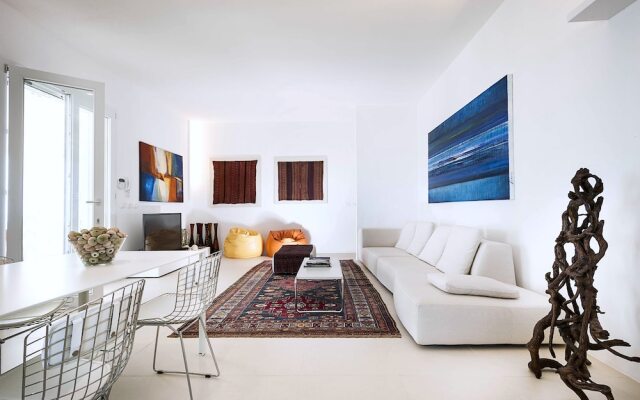 Villa Capo Passero is an Exclusive Villa With Swimming Pool