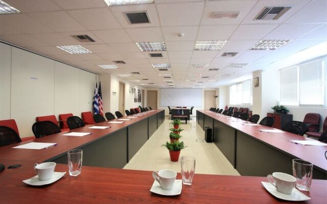 GK Airport Suites - Free Shuttle