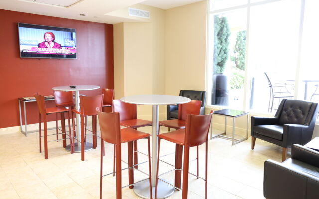 Towers of Dadeland by Miami Vacations