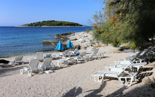 Apartments by the sea Zecevo Rtic, Rogoznica - 10333