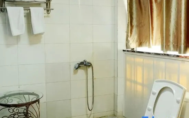Yundu Hotel – Bathroom – Ningbo
