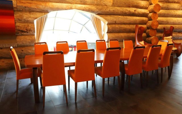 Kakslauttanen Arctic Resort