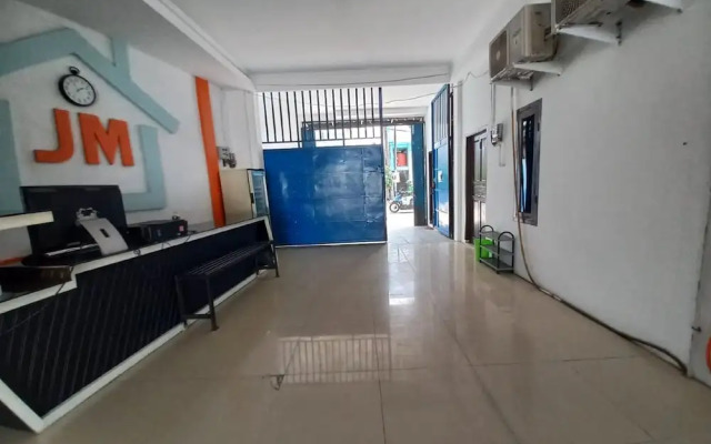 OYO 93962 Jm Guest House