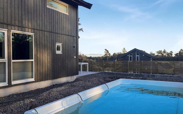 Nice Home in Færvik With Wifi, 3 Bedrooms and Outdoor Swimming Pool