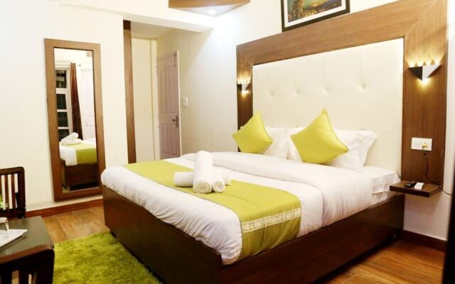 Goroomgo Aplin Hillden Shimla