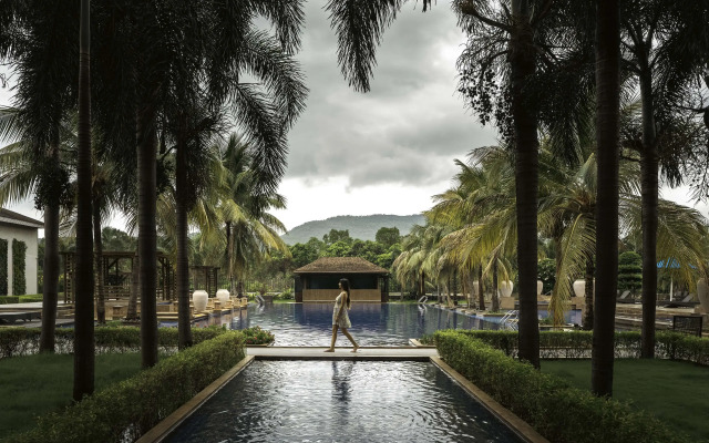 Radisson Blu Plaza Resort & Convention Centre Karjat