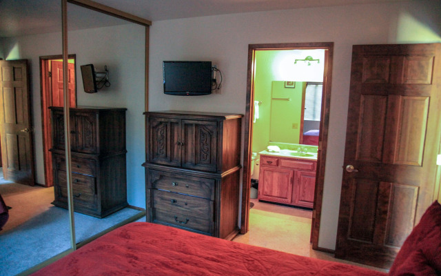 Snowflower #81 Condo