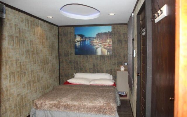 ABSTheCafe Hostel
