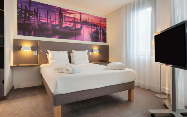 Novotel Suites Paris CDG Airport Villepinte