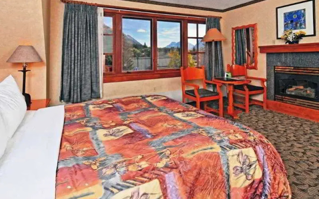 The Driftwood Inn