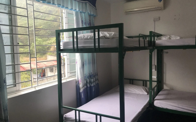 Cong Khanh Hotel