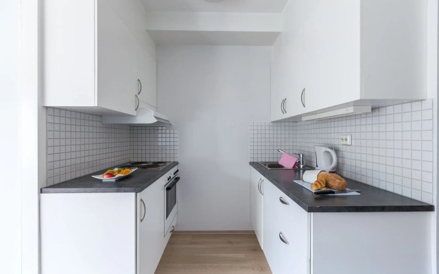 Enter City Apartment Hotel
