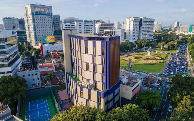 Ashley Tugu Tani Menteng