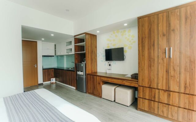 Royal Lion Hotel and Apartment