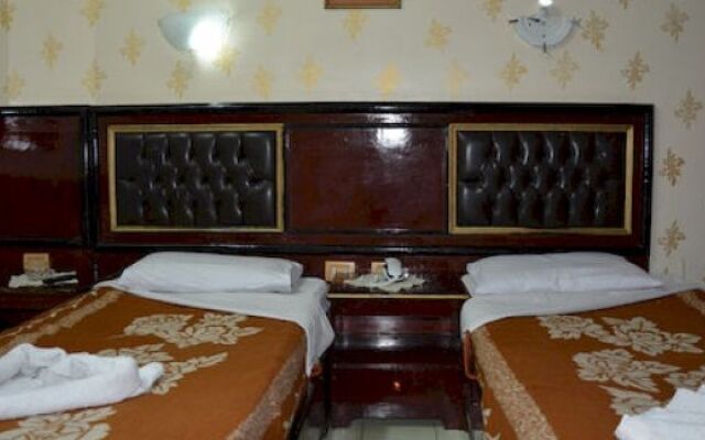 Bostan Hotel
