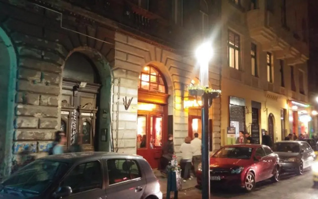 Sleepover City Center Hostel