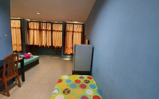 OYO 90109 Fire Fly East Hotel