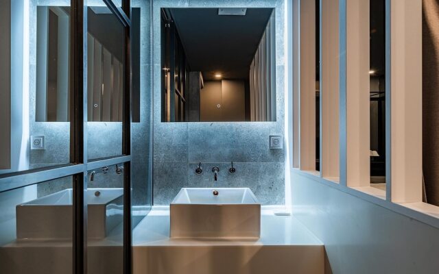 Shinchon Wol Hotel