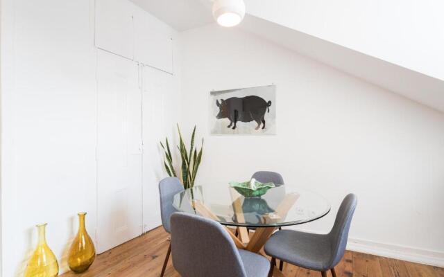 Bairrus Lisbon Apartments - Principe Real I