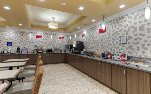 Best Western Plus Wasco Inn & Suites