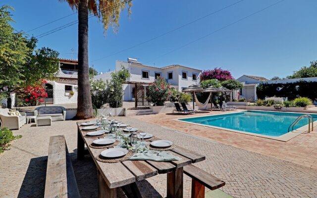 Quinta Grande de Boliqueime by Portucasa