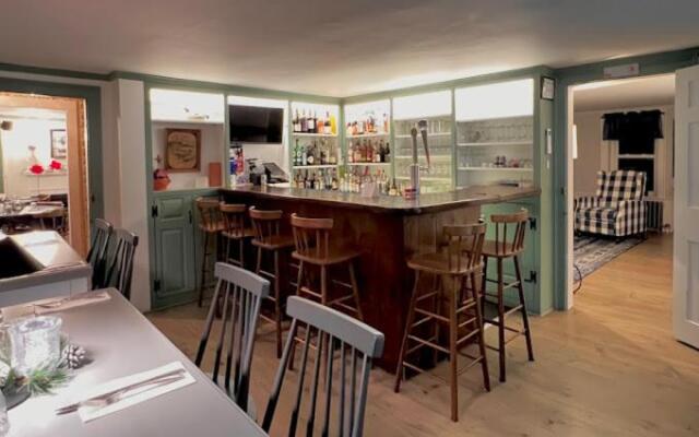 Blue Bear Inn