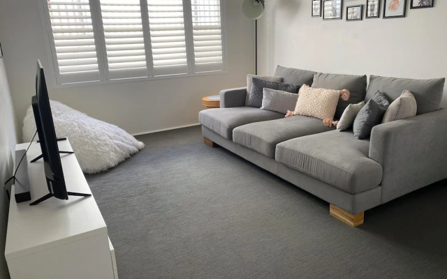 Alkimos Beach Family Accommodation