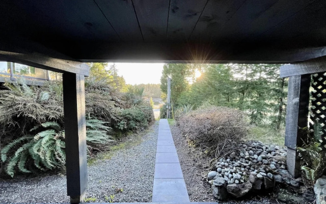Little Bear Garden View Jean Marie Suite