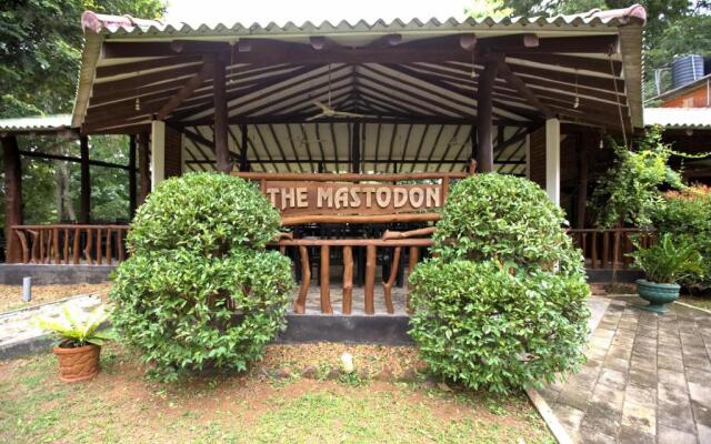 mastodon valley safari resort