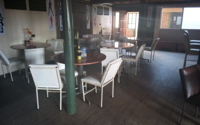 VIP Nest Lounge