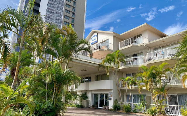 Outrigger Burleigh