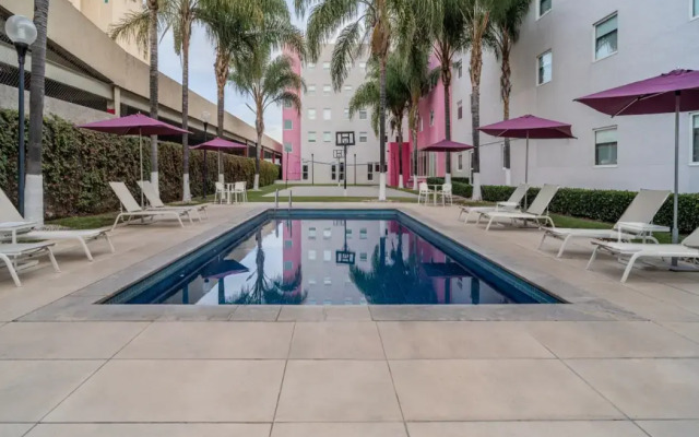 City Express Suites by Marriott Querétaro