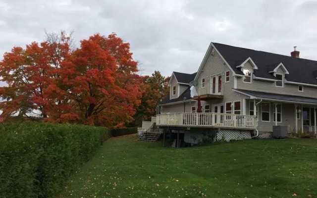 The PEAK Sunset B&B