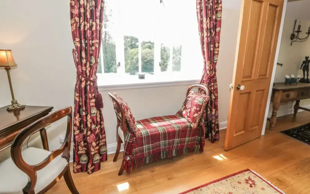 Bracken Holiday Cottage