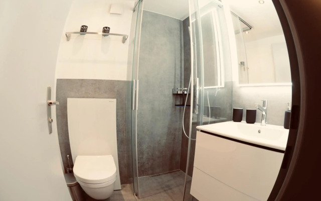 Emelie Zermatt 4****