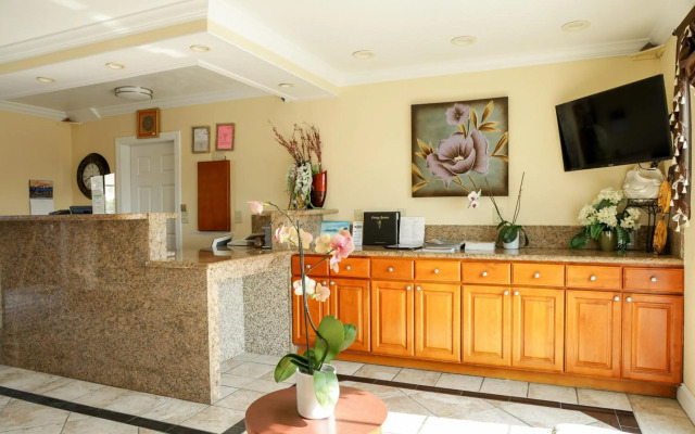 Sea Breeze Inn