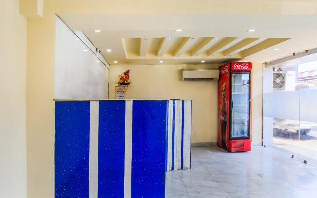 OYO 35652 Hotel Baba Genext
