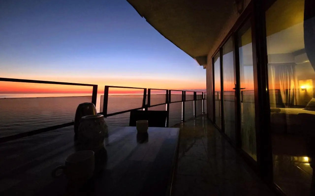 ASHTAL beach HOTEL 17\04