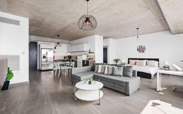 Otium Rentals Vacation Rental w Relaxing View