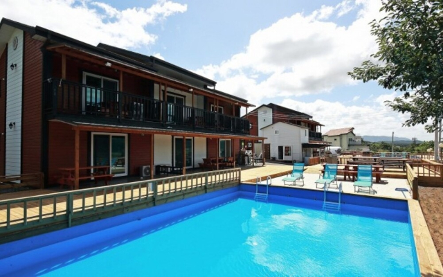 Gyeongju Star Garret Bed and Breakfast