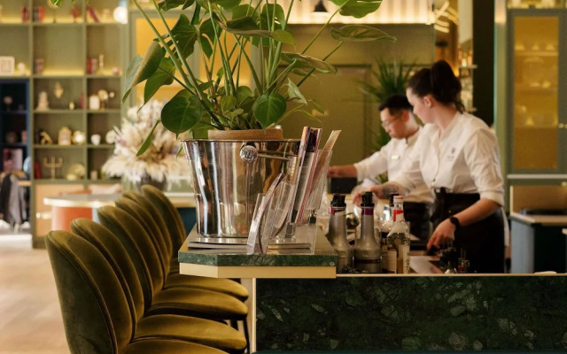 Square Lodge Hotel La Roche Sur Yon - Handwritten Collection