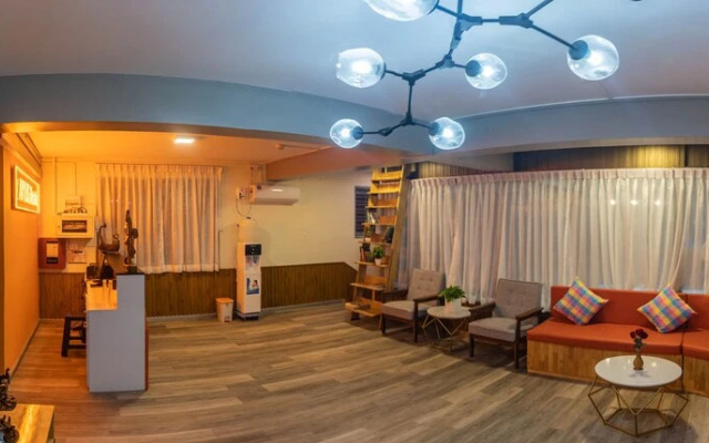 APLUS Hostel