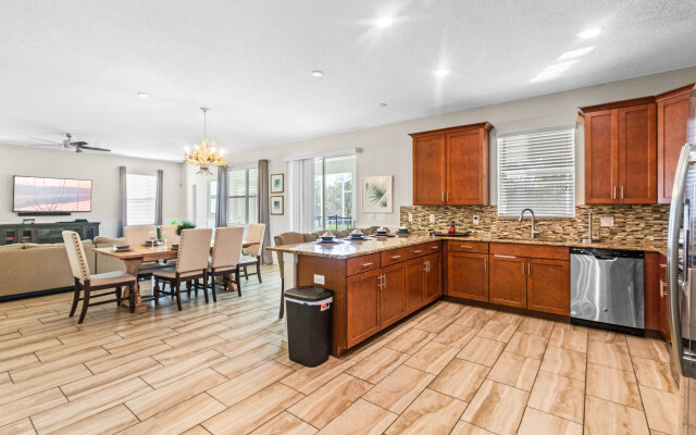 1546MVD00, Davenport , US