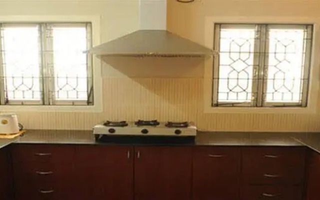 Rochelle Hill Corporate Residency