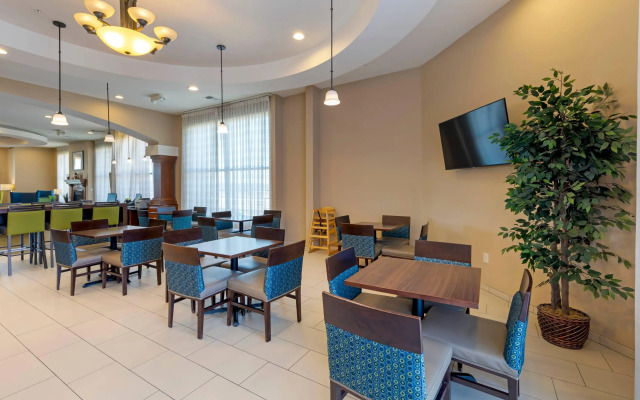 Comfort Suites Barstow near I-15