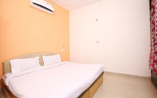 Sunshine Lodge by OYO Rooms
