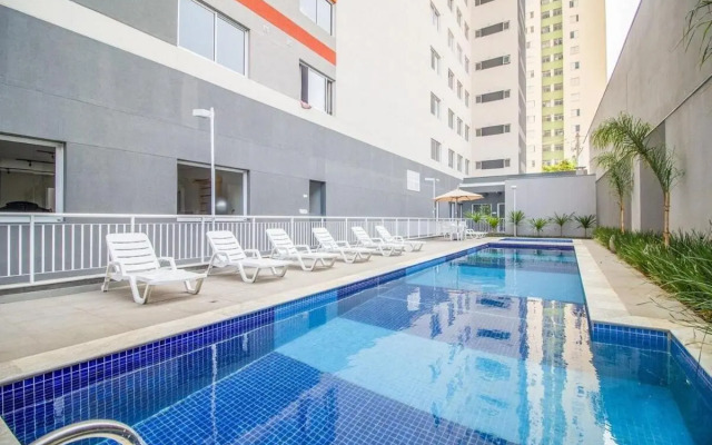 Novo e Moderno Studio no Brás - Piscina